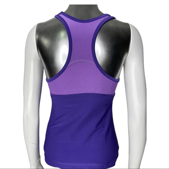 🛍️3/$40 Nike Dri Fit  Purple Racerback Tank Top Vented Built in Bra Size Small - Picture 5 of 5